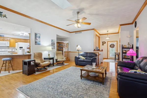 $529,900 | 638 Merrion Road, Roscoe, IL 61073