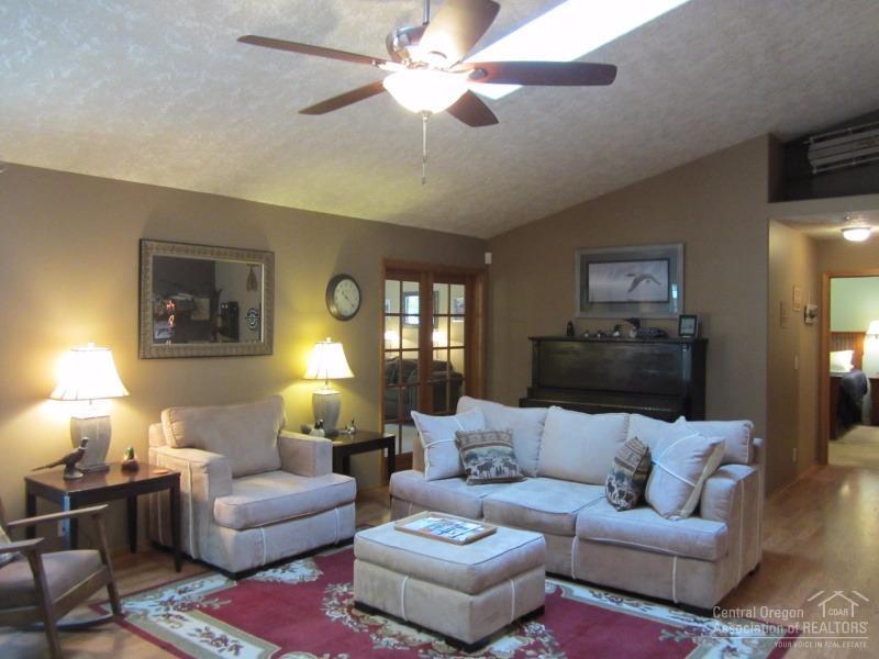 17536 Rosland Road La Pine, OR 97739 - Photo 10 of 25 Additional Photo
