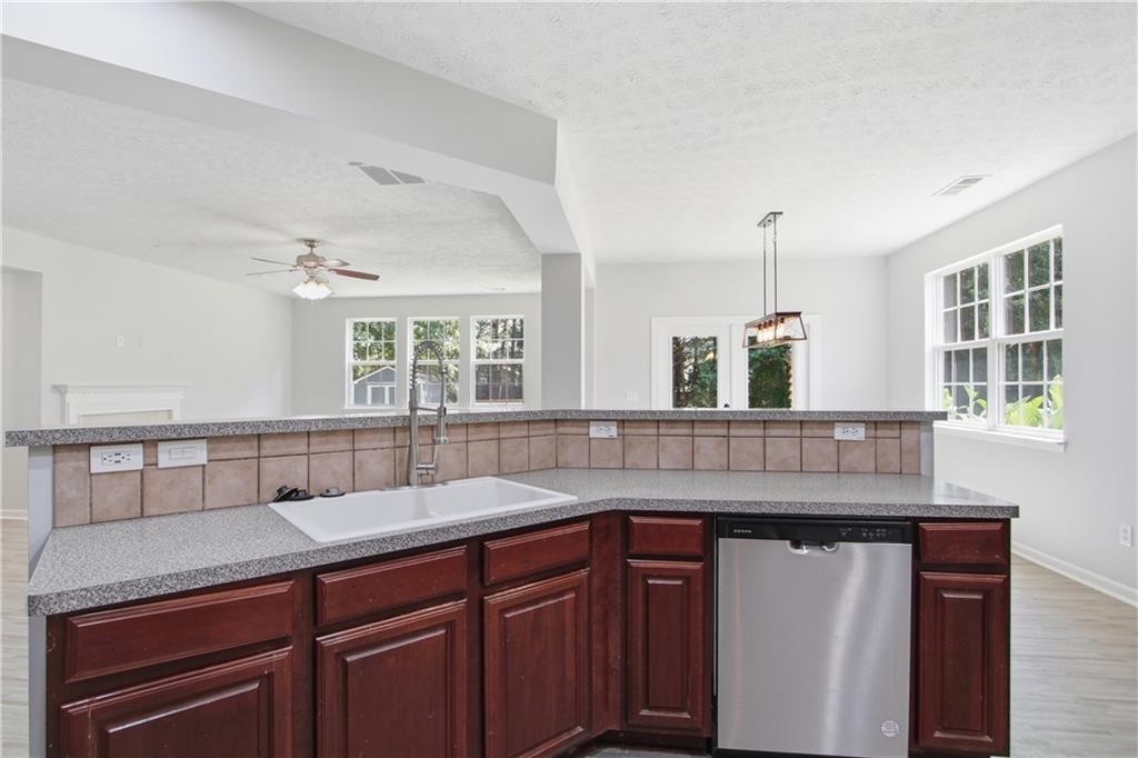 156 Branch Valley Way Dallas, GA 30132 - Photo 15 of 40