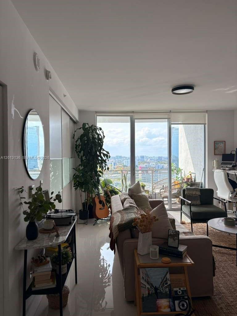 90 Southwest 3rd Street, Unit 2106 Miami, FL 33130 - Photo 25 of 29