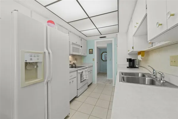 $439,000 | 1555 Tarpon Center Drive, Unit 156, Venice, FL 34285