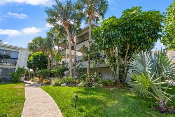 $439,000 | 1555 Tarpon Center Drive, Unit 156, Venice, FL 34285