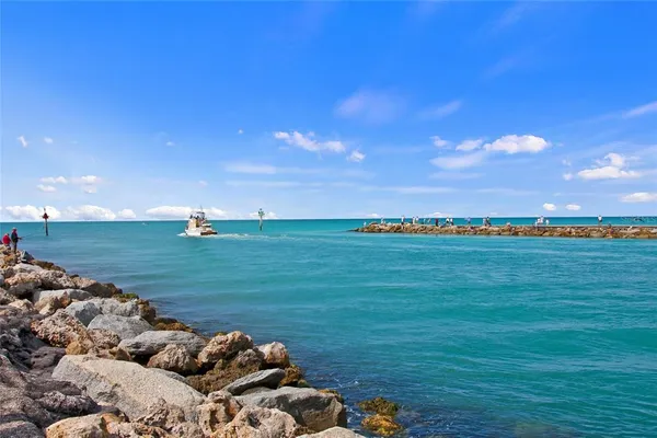 $439,000 | 1555 Tarpon Center Drive, Unit 156, Venice, FL 34285