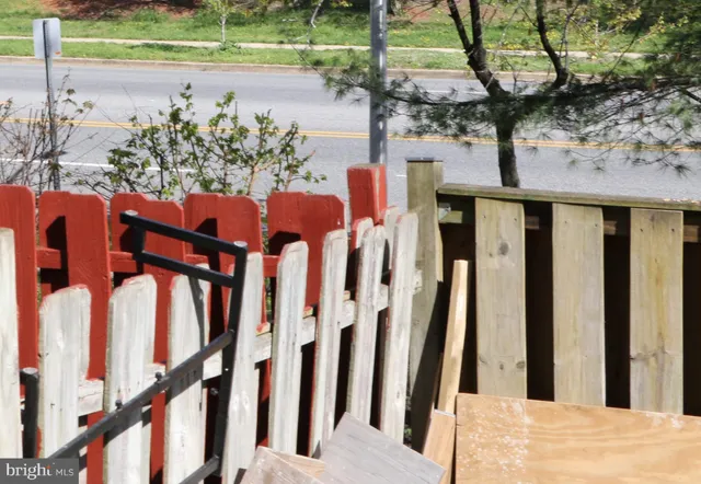 $2,000 | 5211 Stoney Meadows Drive, District Heights, MD 20747