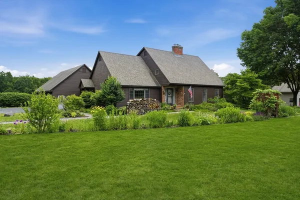 $835,000 | 51 Coleman Road, Southampton, MA 01073