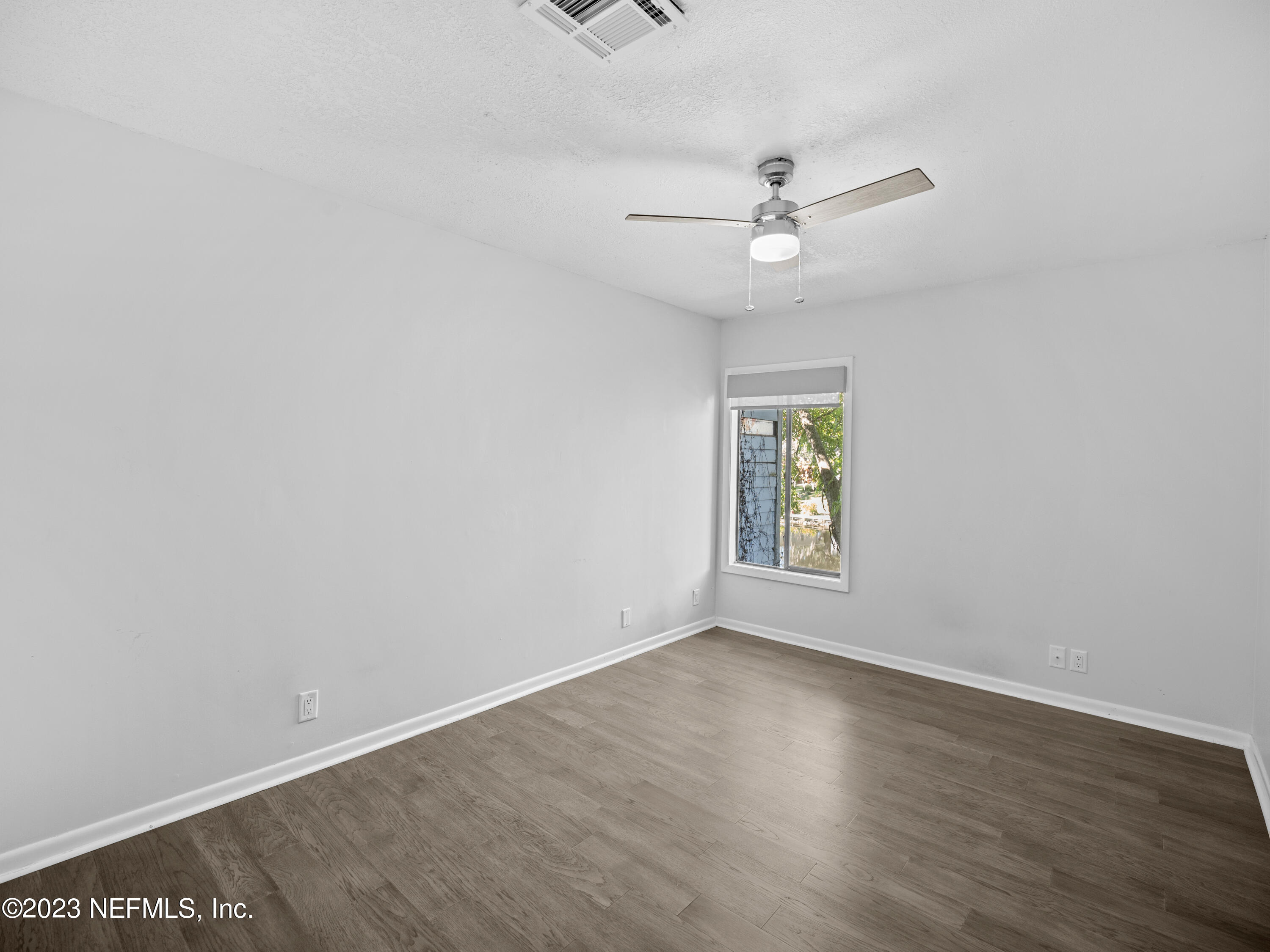 5494 Stanford Road Jacksonville, FL 32207 - Photo 14 of 23 Pou_StanfordRd_14