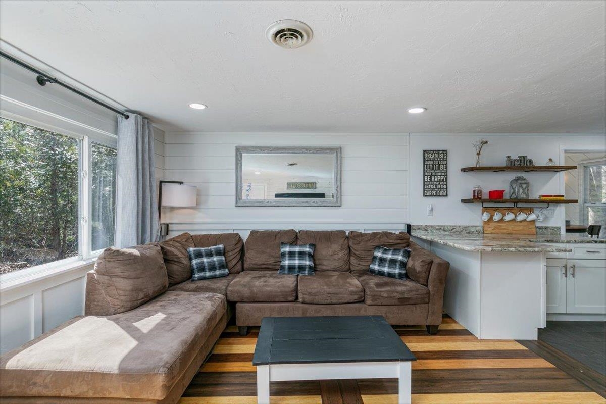 20 Owl Lane Lee, NH 03861 - Photo 6 of 41