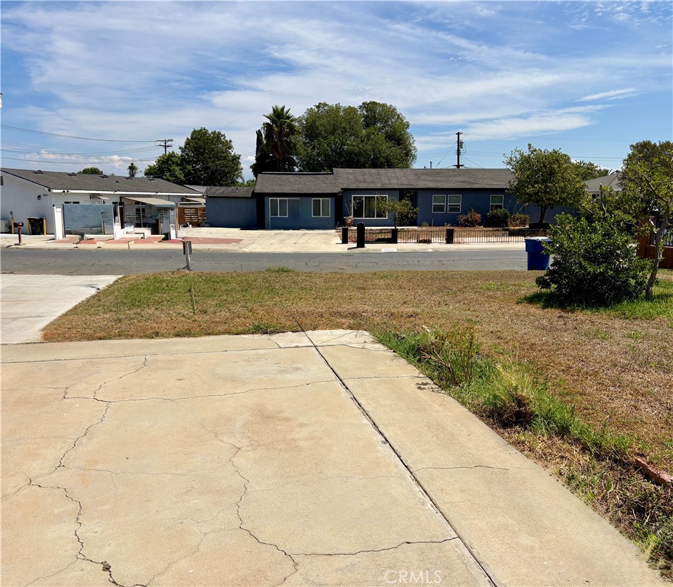 5580 Noble Street Riverside, CA 92503 - Photo 4 of 54 Gallery Image 4
