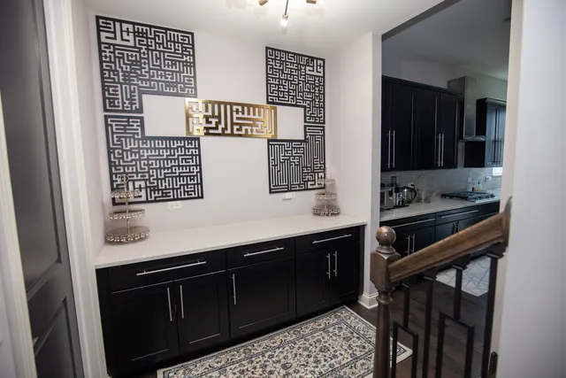 $889,000 | 1120 Ashley Lane, Inverness, IL 60010