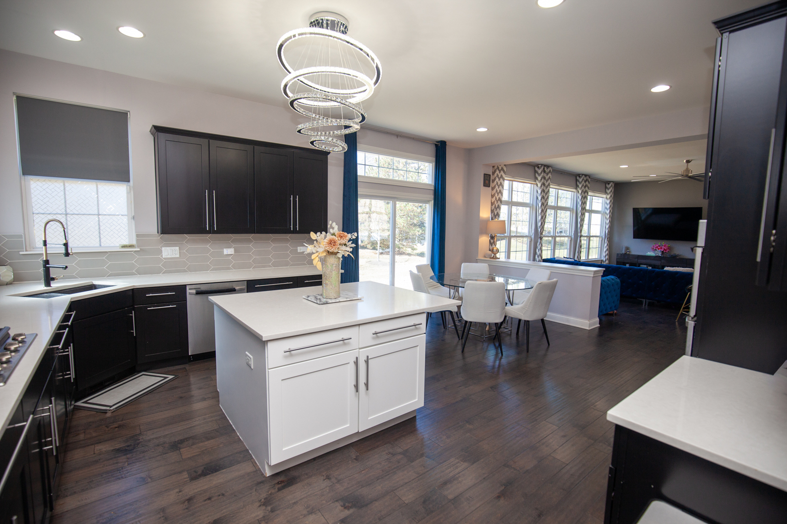 1120 Ashley Lane Inverness, IL 60010 - Photo 10 of 38