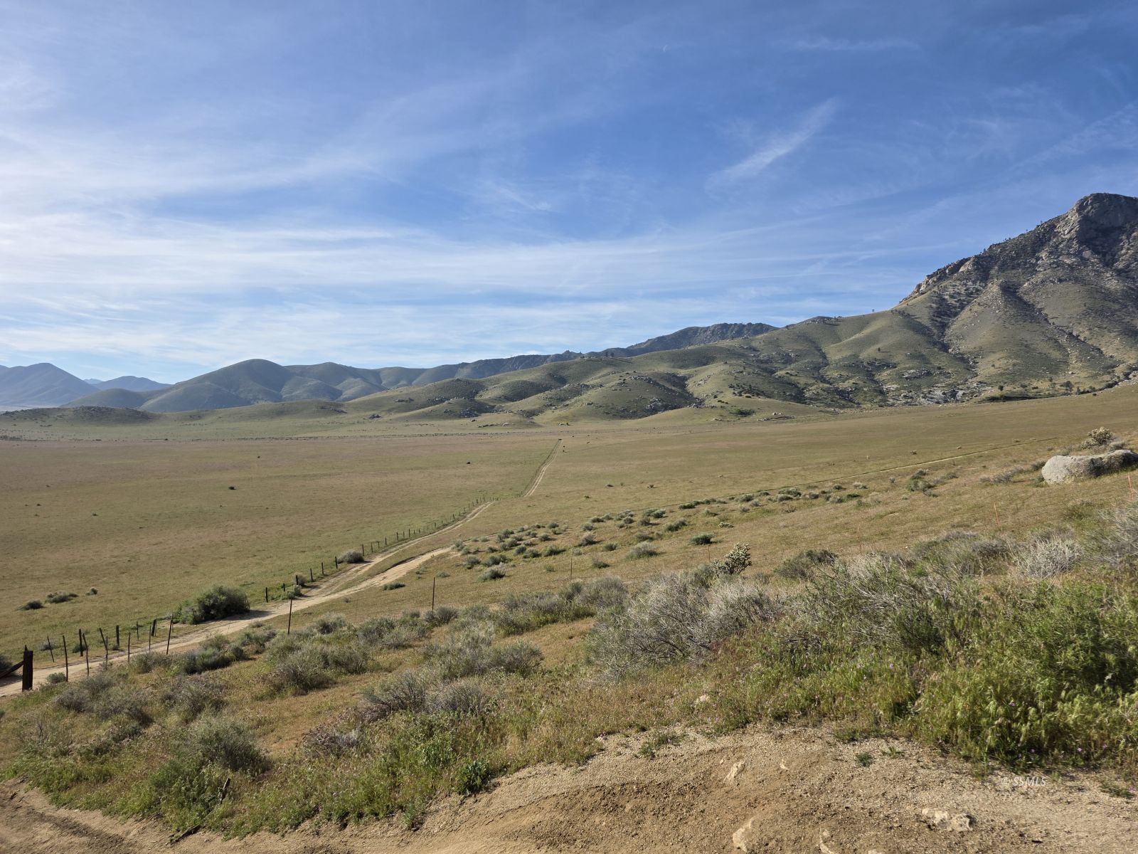 425-072-61 Kelso Valley Road Weldon, CA 93283 - Photo 5 of 8
