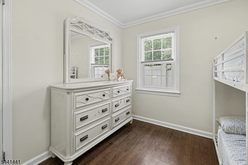 392 Ingall Street Union, NJ 07083 - Photo 21 of 48