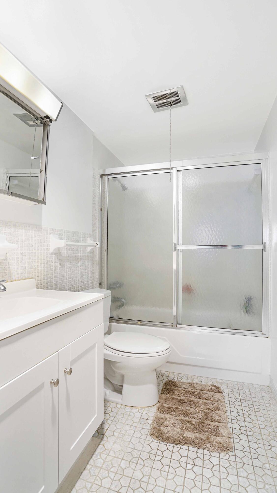 412 South Cypress Road, Unit 205 Pompano Beach, FL 33060 - Photo 15 of 24 DSC09672