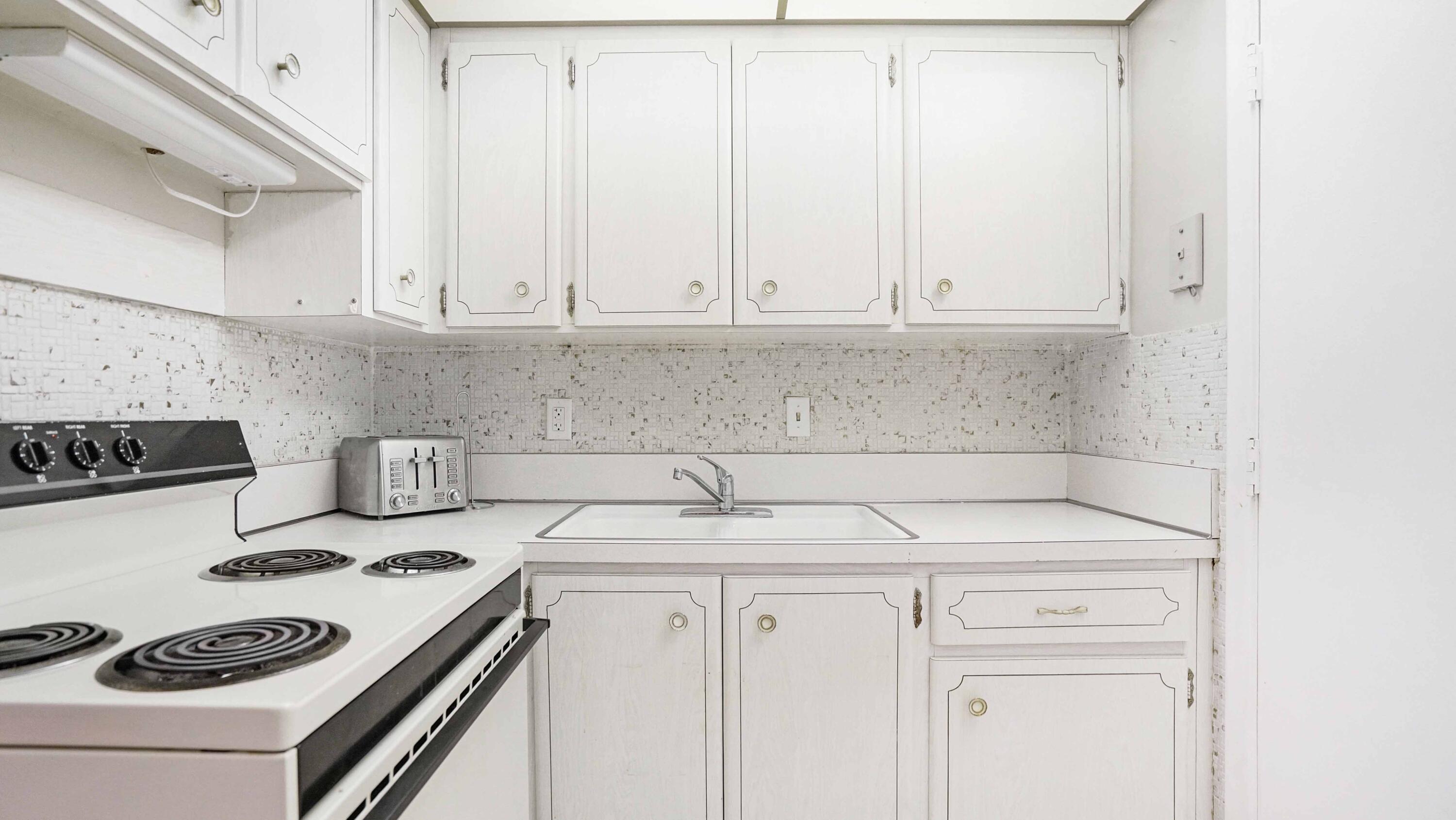 412 South Cypress Road, Unit 205 Pompano Beach, FL 33060 - Photo 6 of 24 DSC09681