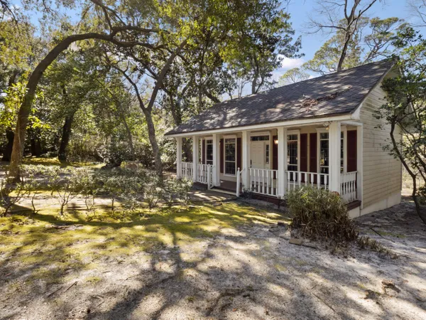$2,900,000 | 721 West Miracle Strip Parkway, Mary Esther, FL 32569