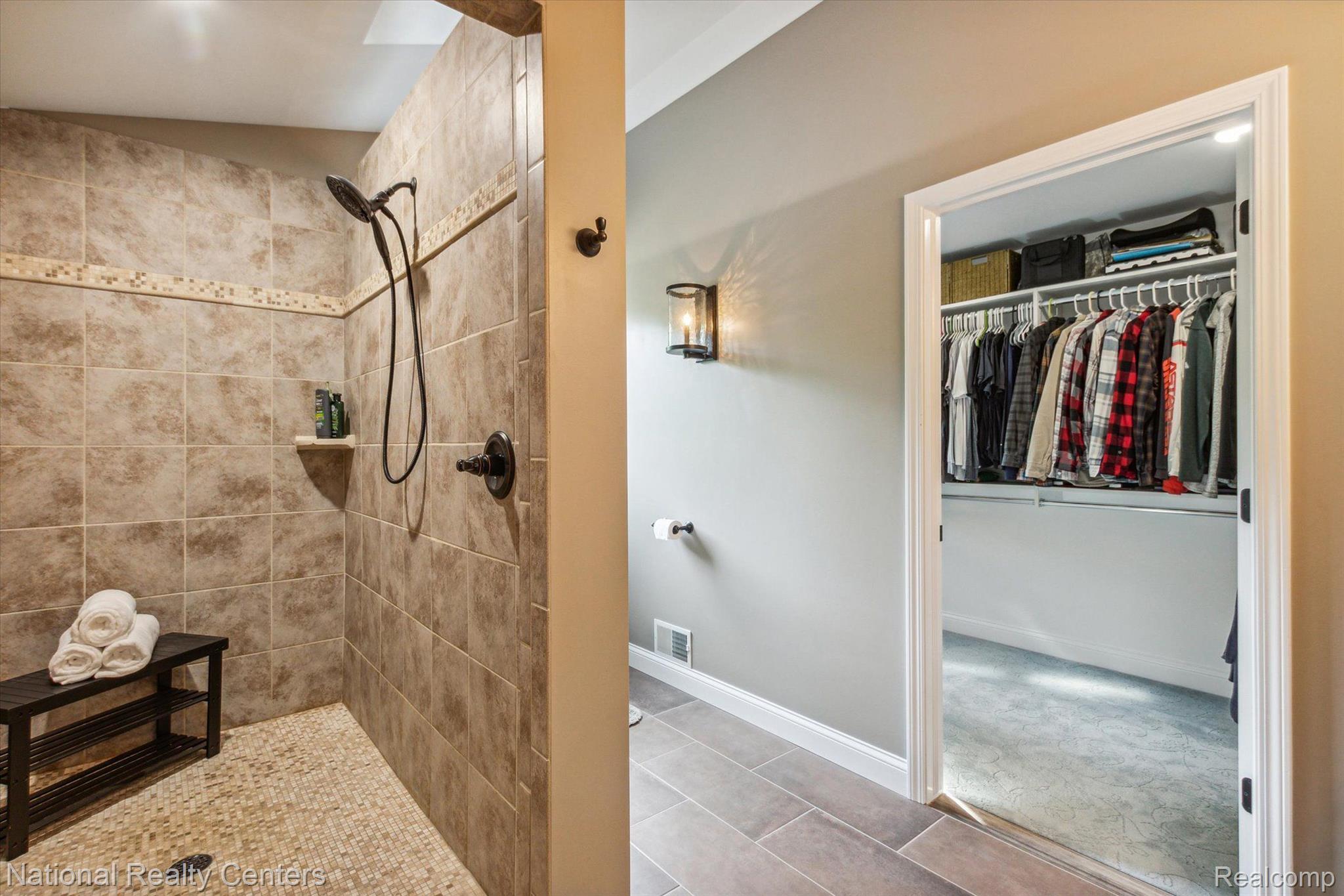 4720 Lone Tree Road Milford, MI 48380 - Photo 32 of 99 Gallery Image 32
