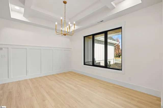 $749,900 | 125 East Peninsula Drive, Laurens, SC 29360