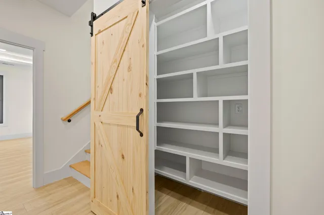 $749,900 | 125 East Peninsula Drive, Laurens, SC 29360