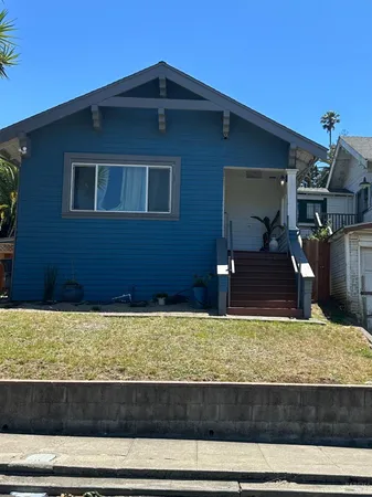 $375,000 | 207 Alabama Street, Vallejo, CA 94590