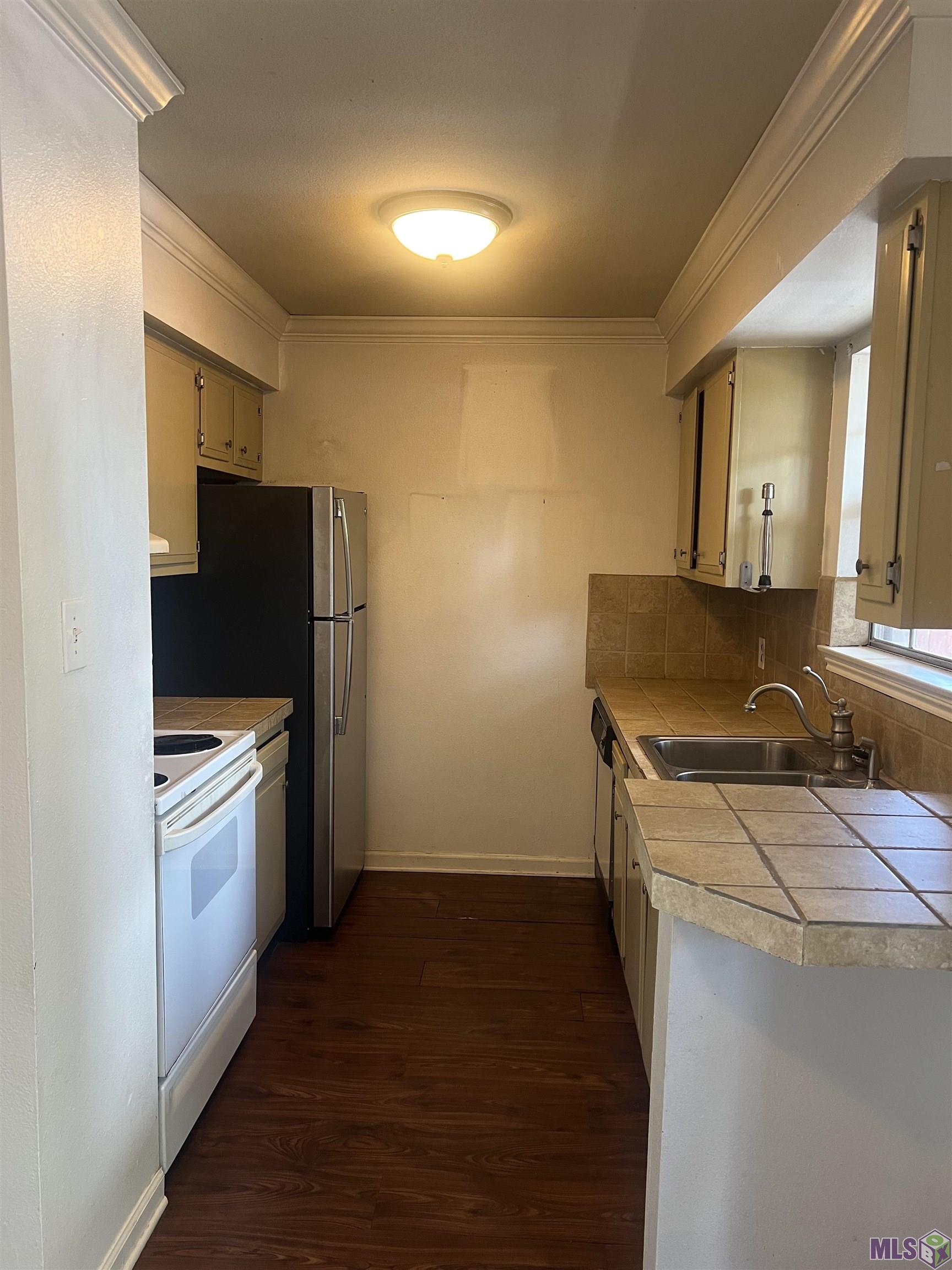 2100 College Drive, Unit 63 Baton Rouge, LA 70808 - Photo 3 of 11