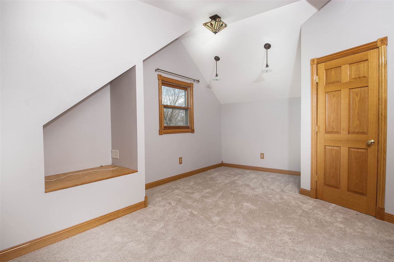 2893 Karr Road Belvidere, IL 61008 - Photo 19 of 25 a view of an empty room with window