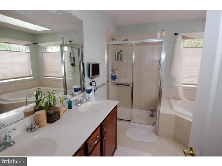 111 Castleton Road Delran, NJ 08075 - Photo 12 of 23