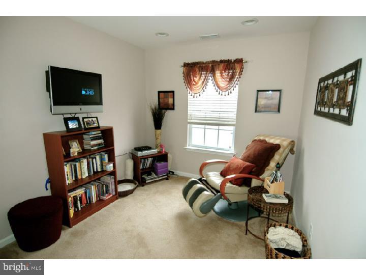 111 Castleton Road Delran, NJ 08075 - Photo 18 of 23