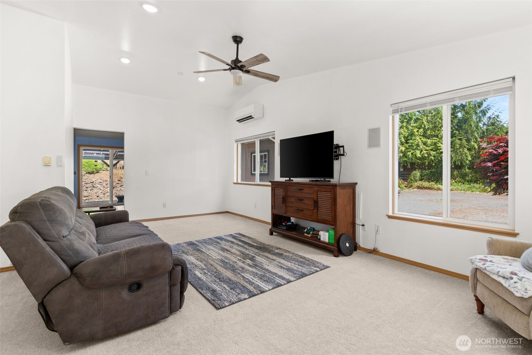 414 Chilvers Road, Unit D Chehalis, WA 98532 - Photo 7 of 37