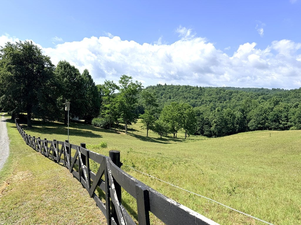 72 Fox Glen Road Fancy Gap, VA 24328 - Photo 54 of 66 Gallery Image 54