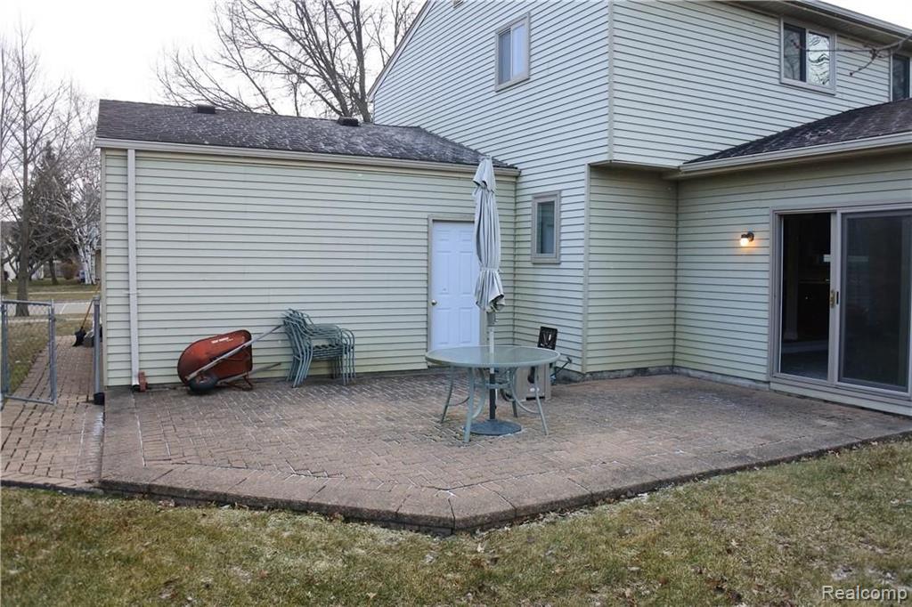 44442 Hanford Road Canton, MI 48187 - Photo 15 of 17