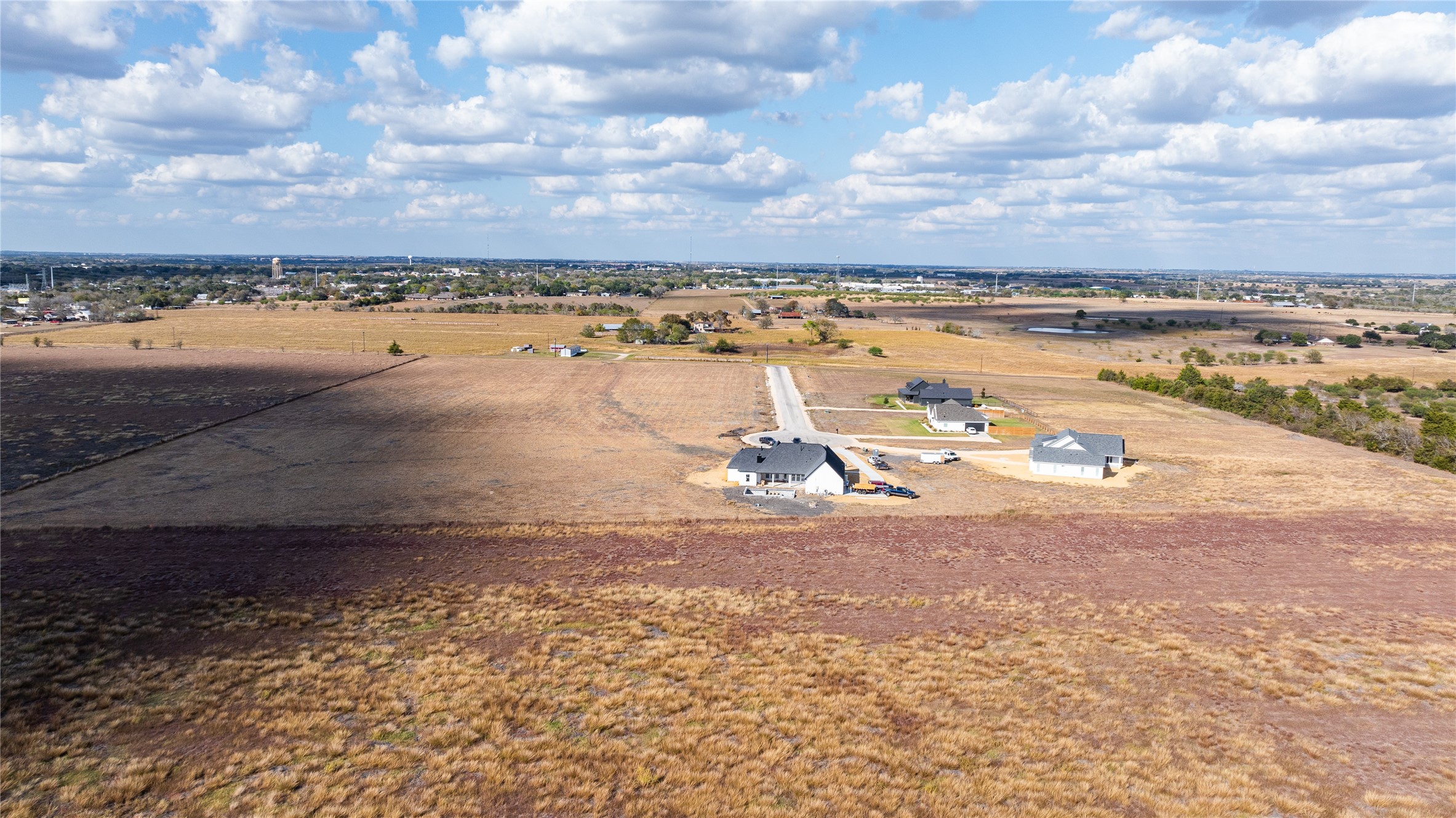 102 Country View Lane Schulenburg, TX 78956 - Photo 7 of 15