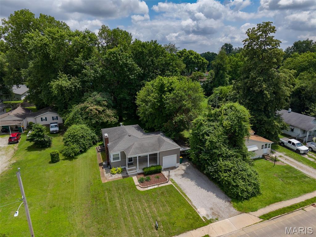 6446 Old Collinsville Road O'Fallon, IL 62269 - Photo 5 of 37 Gallery Image 5