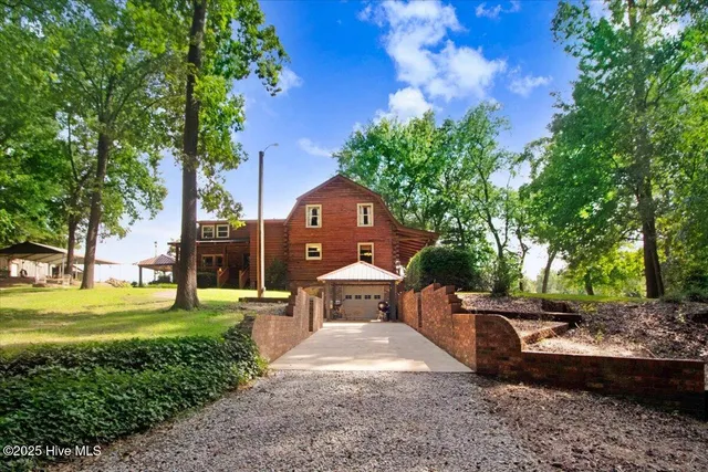 $550,000 | 2326 Highway 117, Faison, NC 28341