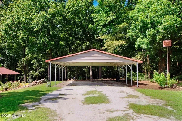 $550,000 | 2326 Highway 117, Faison, NC 28341