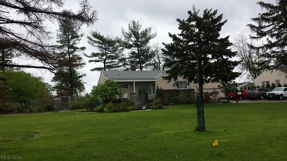 7085 York Road Cleveland, OH 44130 - Photo 1 of 23