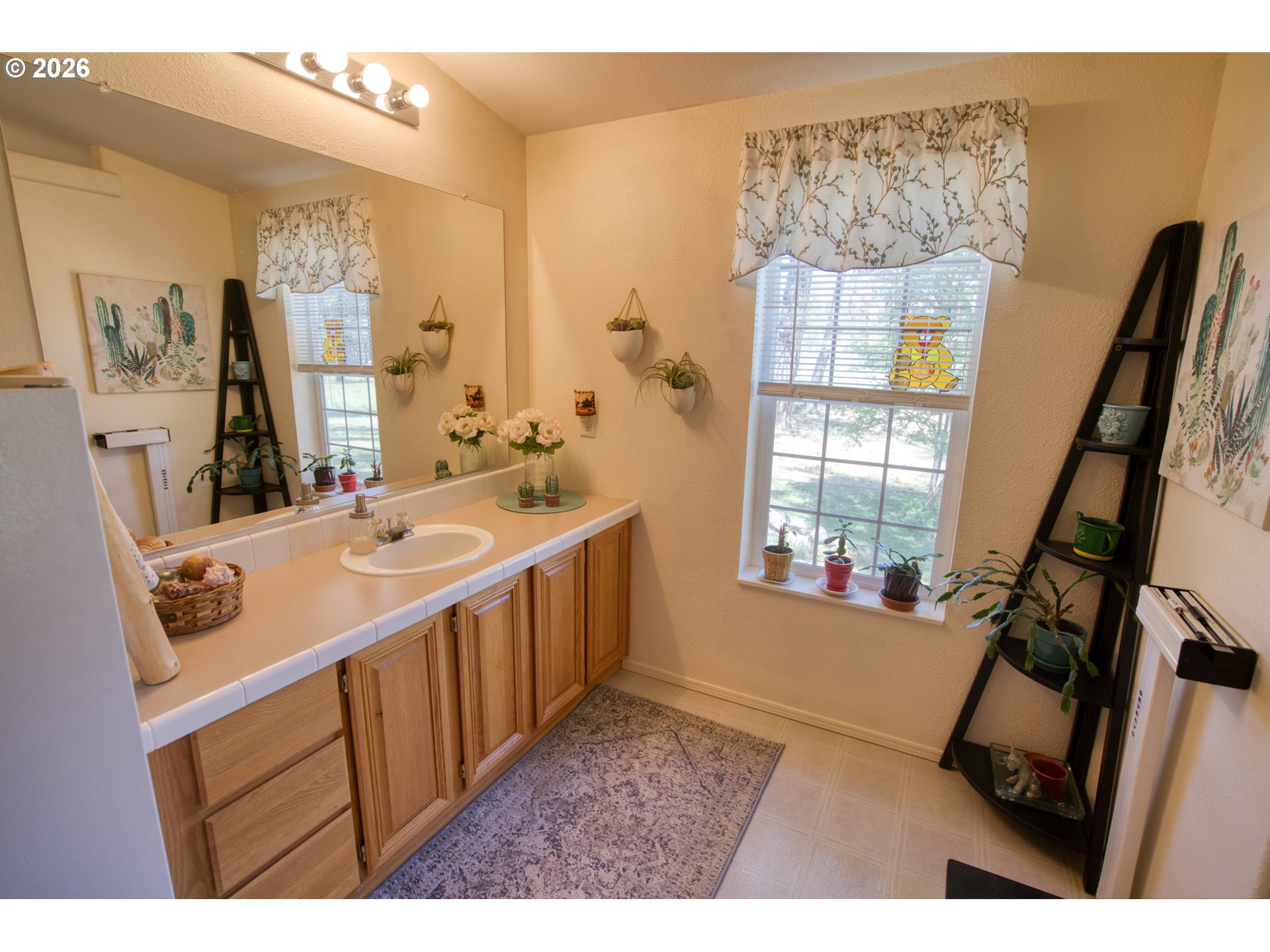 179 Box Canyon Road Goldendale, WA 98620 - Photo 37 of 48 Bathroom