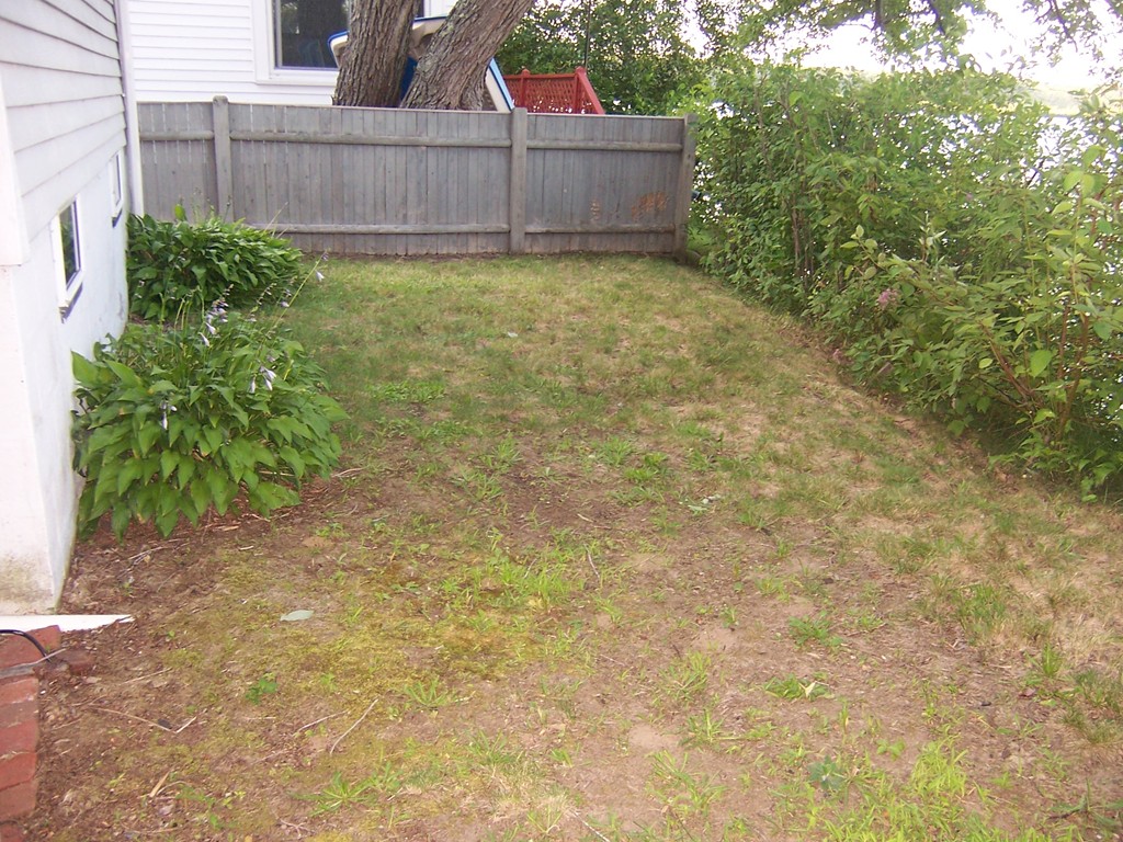 25 R Poplar Terrace North Reading, MA 01864 - Photo 18 of 19 Gallery Image 18