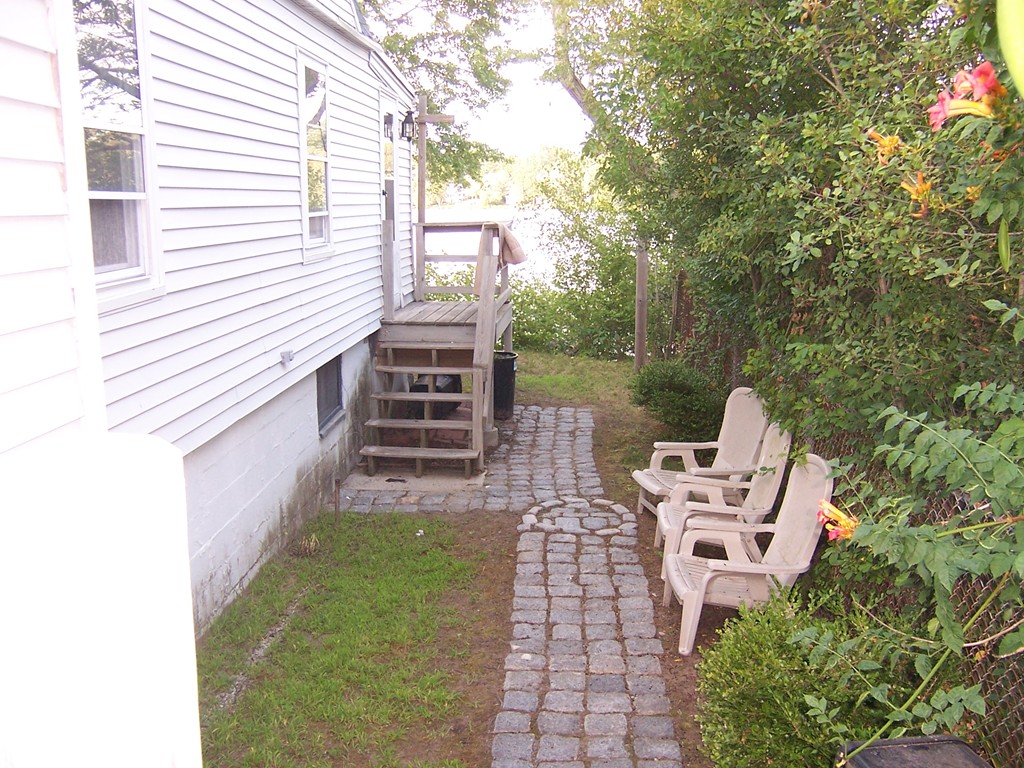 25 R Poplar Terrace North Reading, MA 01864 - Photo 3 of 19 Gallery Image 3