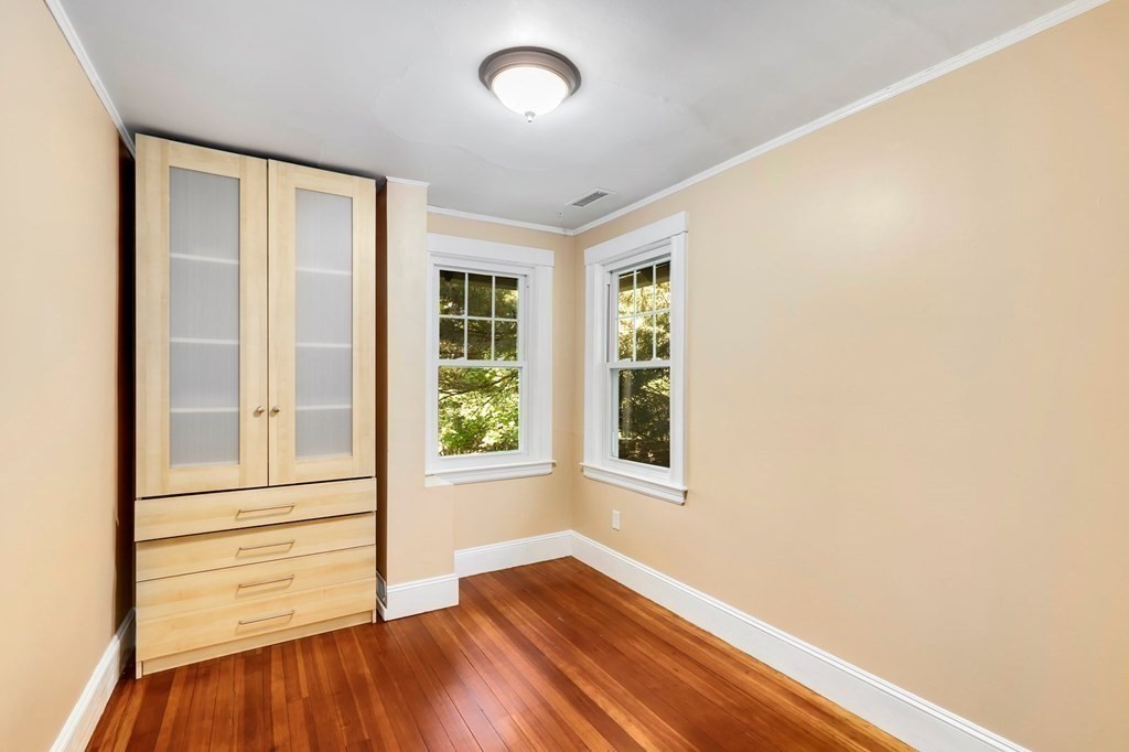 27 Valley Road Sharon, MA 02067 - Photo 16 of 34 Gallery Image 16