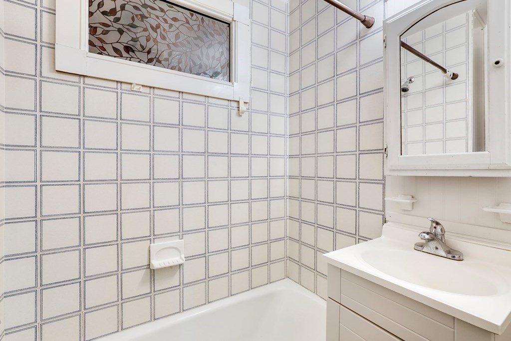 27 Valley Road Sharon, MA 02067 - Photo 18 of 34 Gallery Image 18