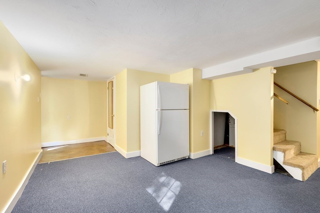27 Valley Road Sharon, MA 02067 - Photo 23 of 34 Gallery Image 23