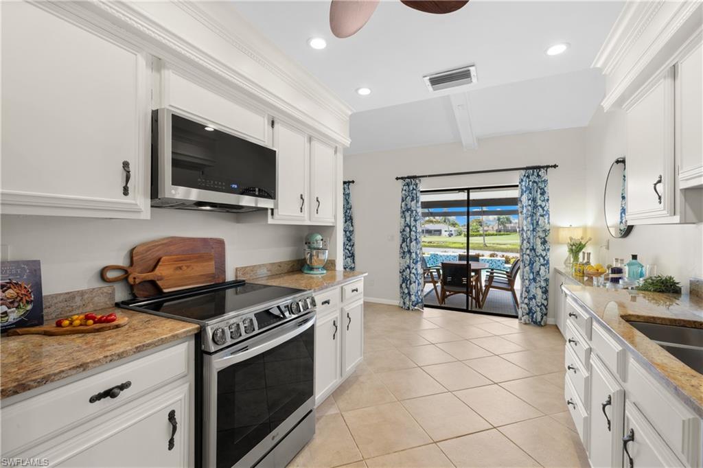 214 Torrey Pines Point Naples, FL 34113 - Photo 10 of 25