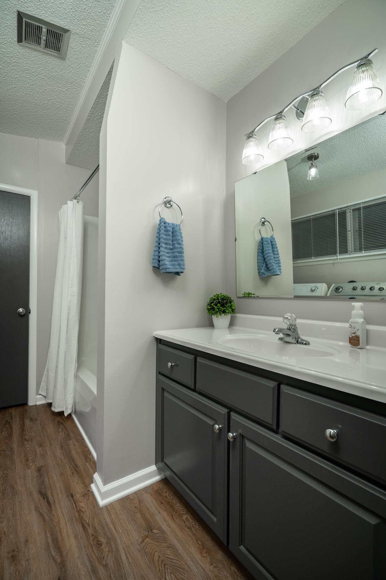 532 Frawley Road East Ridge, TN 37412 - Photo 21 of 31 Master Bath