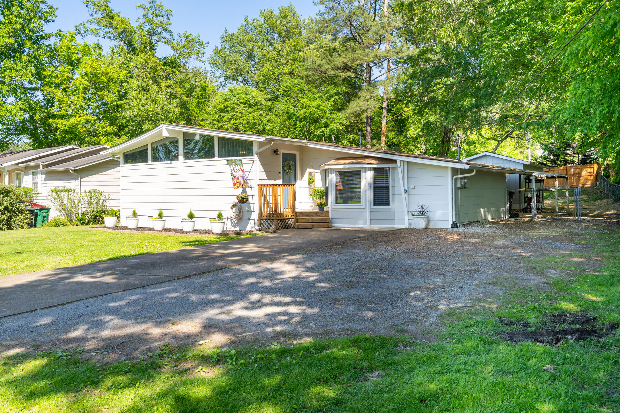 532 Frawley Road East Ridge, TN 37412 - Photo 3 of 31 Exterior
