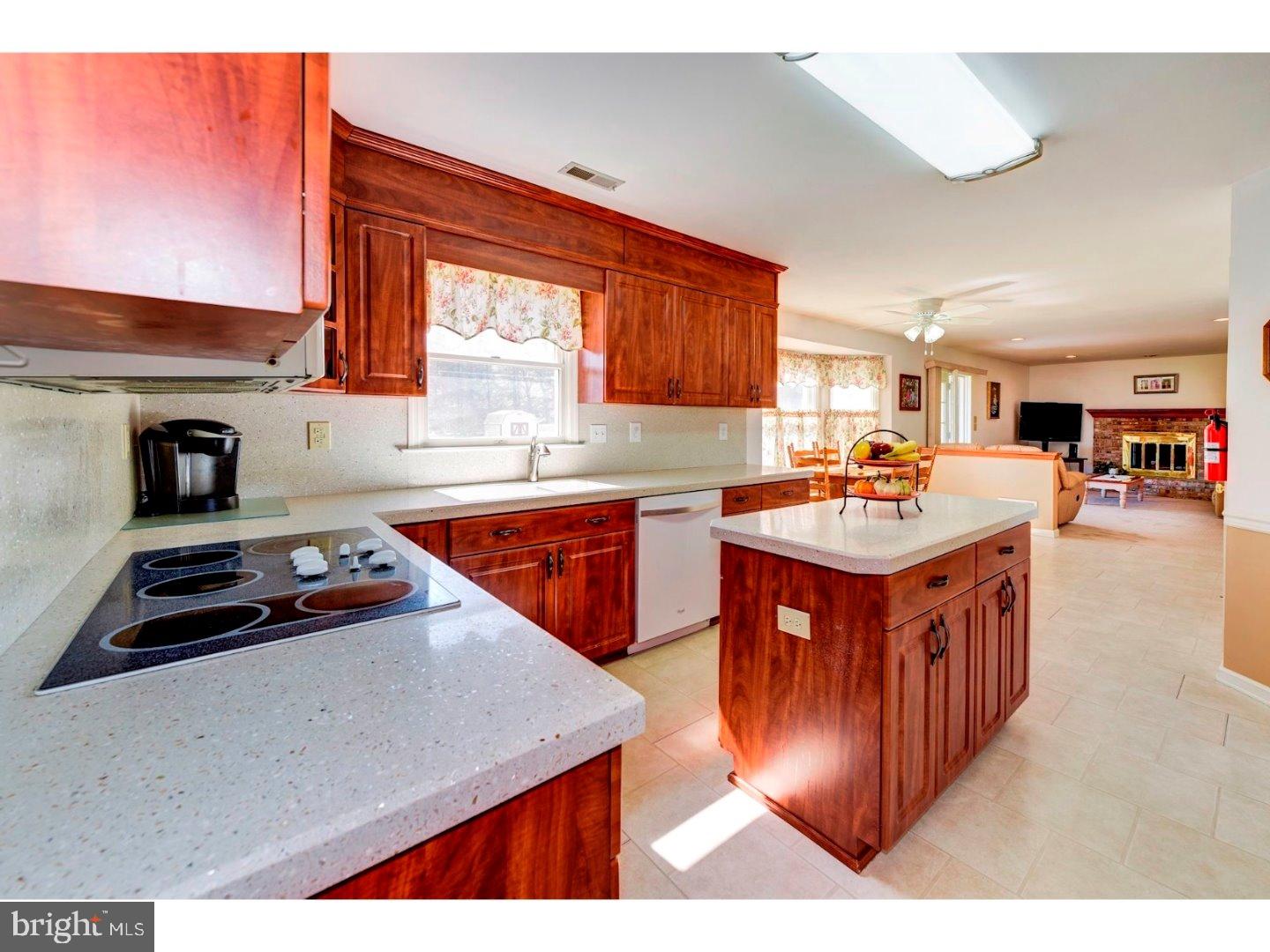 7 Abington Road Mount Laurel, NJ 08054 - Photo 7 of 25