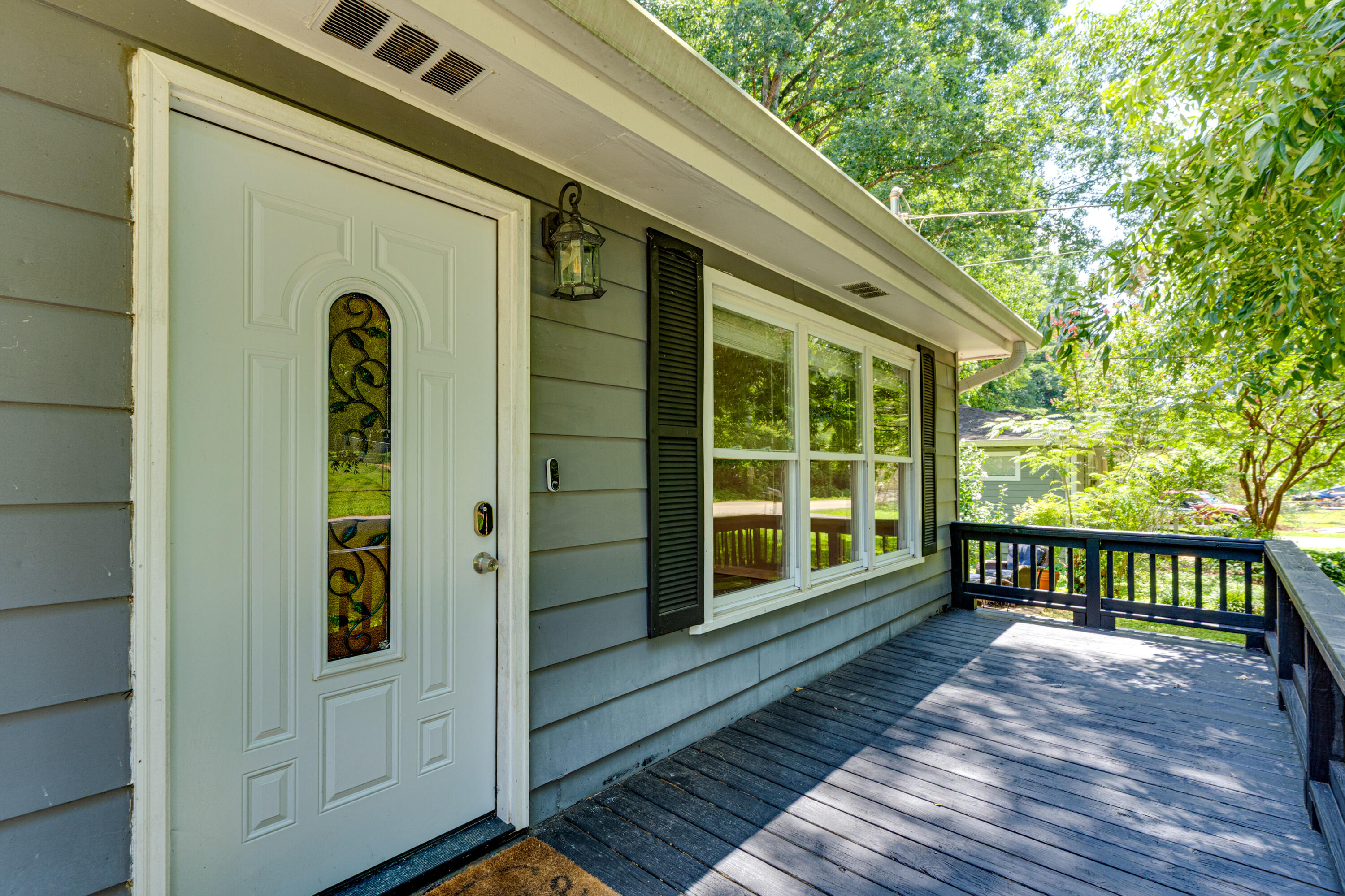 510 Lullwater Road Chattanooga, TN 37405 - Photo 4 of 26 510 Lullwater-4
