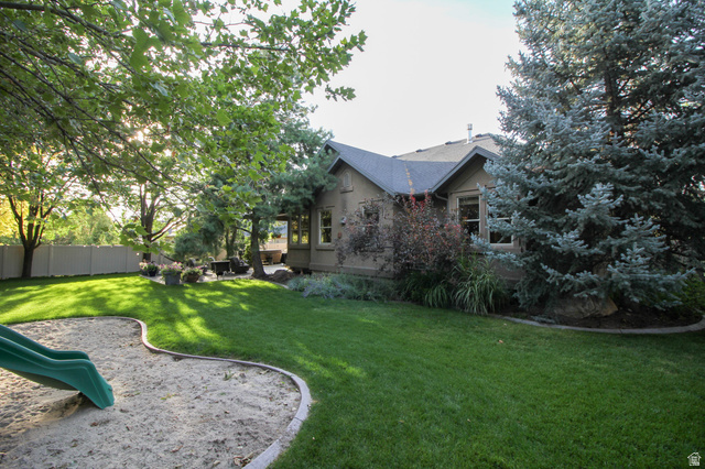 288 525 South Providence, UT 84332 - Photo 49 of 71 View of yard