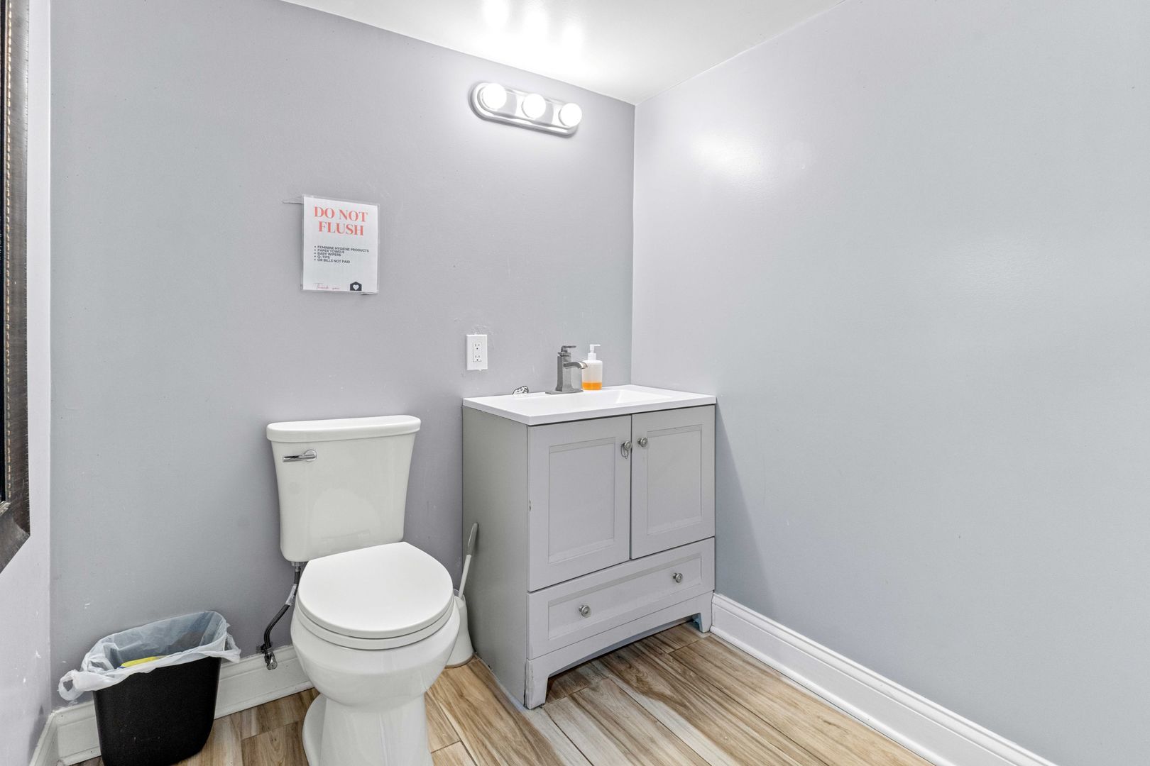 735 West 35th Street Chicago, IL 60609 - Photo 29 of 31