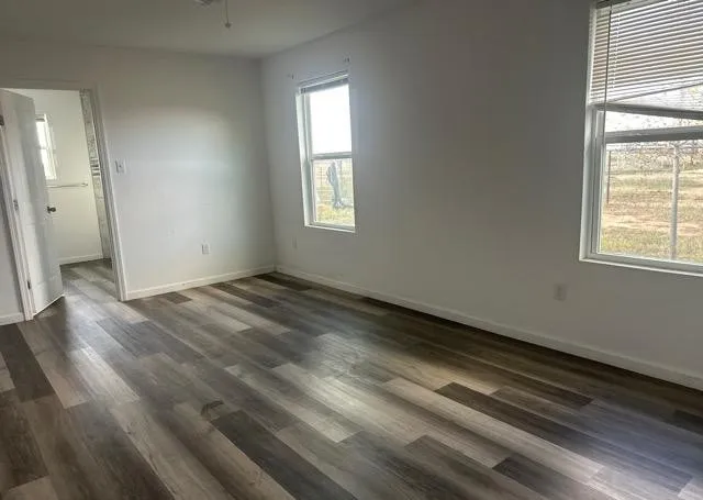 $355,000 | 2519 County Road 5710, Devine, TX 78016