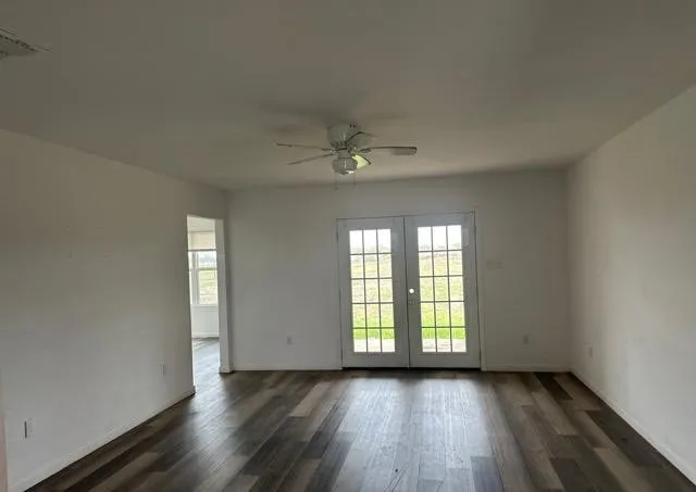 $355,000 | 2519 County Road 5710, Devine, TX 78016